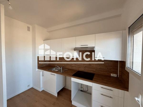 Location Appartement 2 pièces 47.8 m² - 113 RTE ST PIERRE DE FER Nice 06000