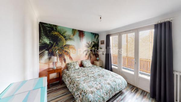 Vente
                Maison130 m² - 6 Pièces -
                    CHOLET (49300)