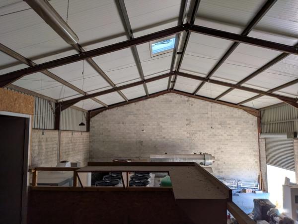 DEPOT A LOUER A GONFARON