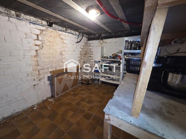 GRANDE Maison semi individuelle