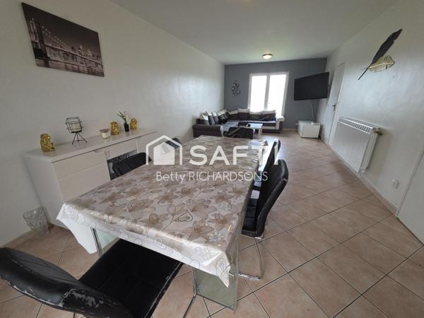 GRANDE Maison semi individuelle