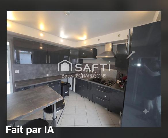 GRANDE Maison semi individuelle
