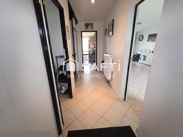 GRANDE Maison semi individuelle