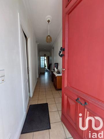 Maison 5 pièces de 250 m² à Fargues-Saint-Hilaire (33370)