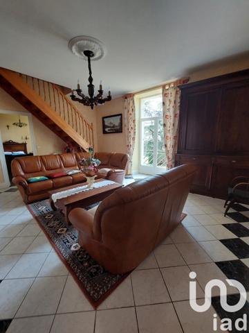 Maison 5 pièces de 250 m² à Fargues-Saint-Hilaire (33370)