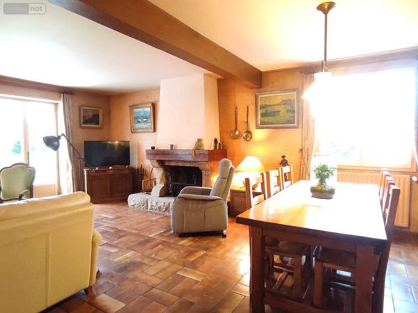 Maison à vendre à Landerneau dans le Finistère (29800), ref : 041/212