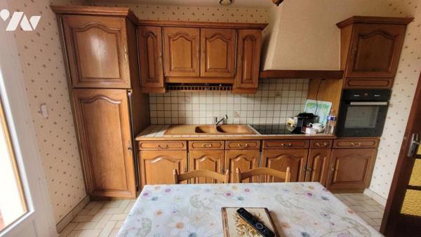 SABLE SUR SARTHE-PAVILON DE TYPE -REF:VDL2133