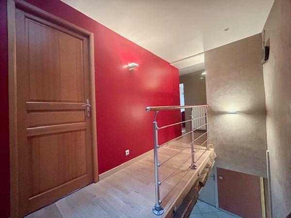 Marcoussis (91460) MAISON DE CARACTERE TYPE F6 - 152 M2 HAB - JARDIN 690 M2 - SOUS-SOL TOTAL