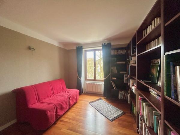 Marcoussis (91460) MAISON DE CARACTERE TYPE F6 - 152 M2 HAB - JARDIN 690 M2 - SOUS-SOL TOTAL