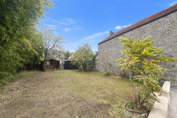 Marcoussis (91460) MAISON DE CARACTERE TYPE F6 - 152 M2 HAB - JARDIN 690 M2 - SOUS-SOL TOTAL