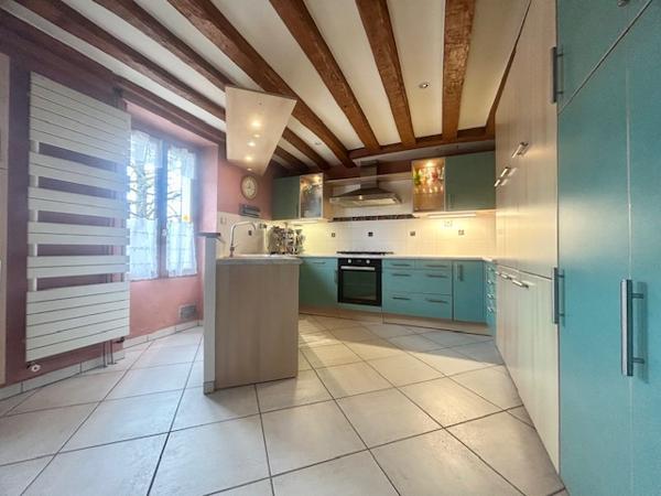 Marcoussis (91460) MAISON DE CARACTERE TYPE F6 - 152 M2 HAB - JARDIN 690 M2 - SOUS-SOL TOTAL