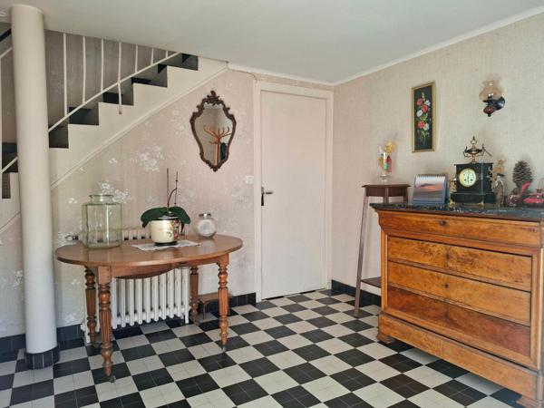 Maison à LAVAL, 53000 - 5 pièces 120m²