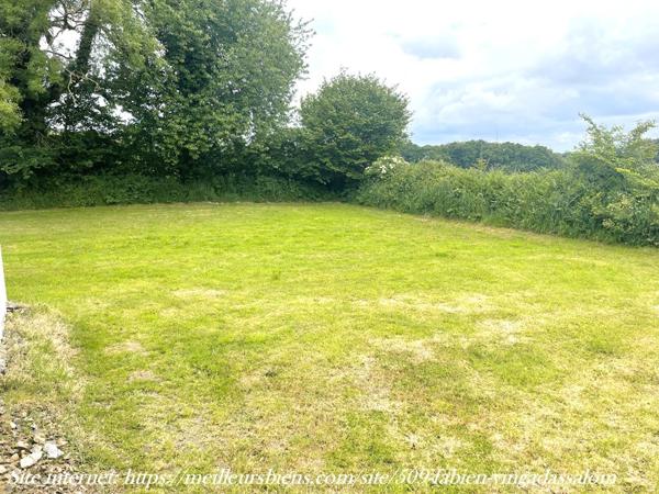 LONGERE AVEC GARAGE ET DEPENDANCE