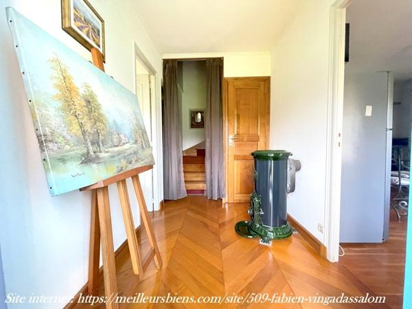 LONGERE AVEC GARAGE ET DEPENDANCE