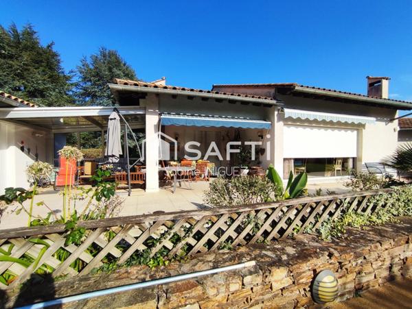 MAISON DE PLAIN PIED, PISCINE, PAS DE VIS A VIS