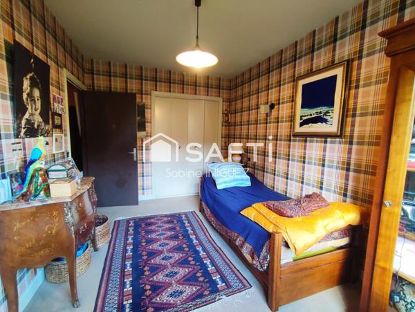 MAISON DE PLAIN PIED, PISCINE, PAS DE VIS A VIS