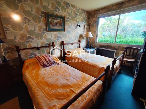 MAISON DE PLAIN PIED, PISCINE, PAS DE VIS A VIS