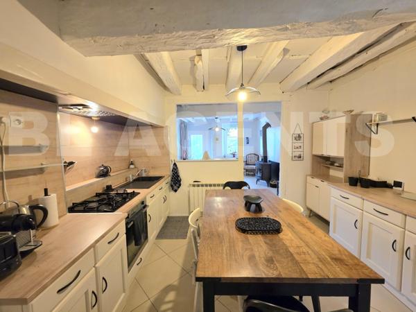 Maison de village mitoyenne rénovée de 84 m