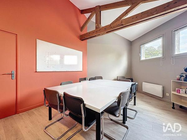 Local d’activité à vendre 1 995 m² Lentilly