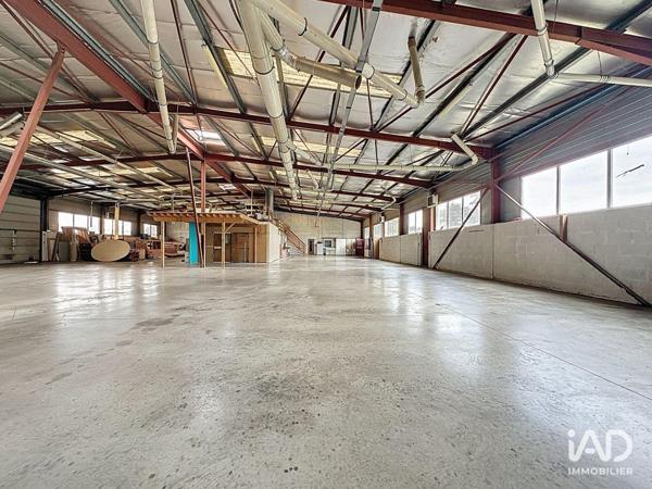 Local d’activité à vendre 1 995 m² Lentilly