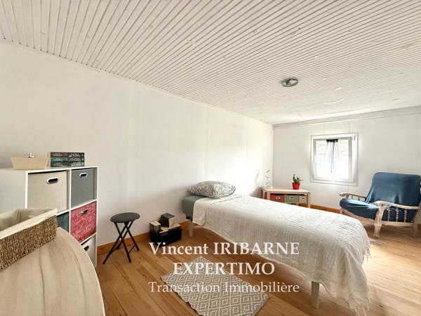 Saintes (17100) Maison Saintongeaise, 3 Chambres, Garage et Terrain