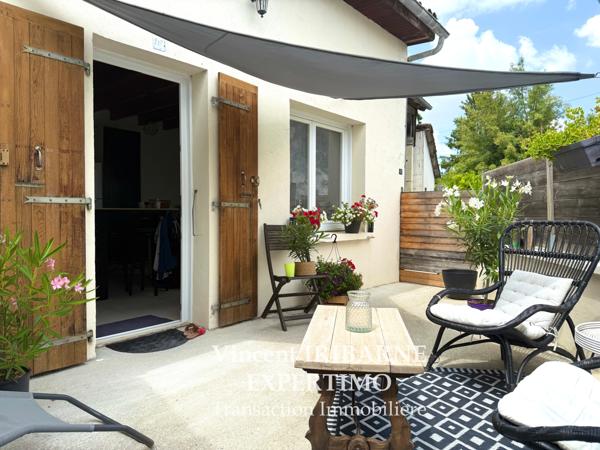 Saintes (17100) Maison Saintongeaise, 3 Chambres, Garage et Terrain