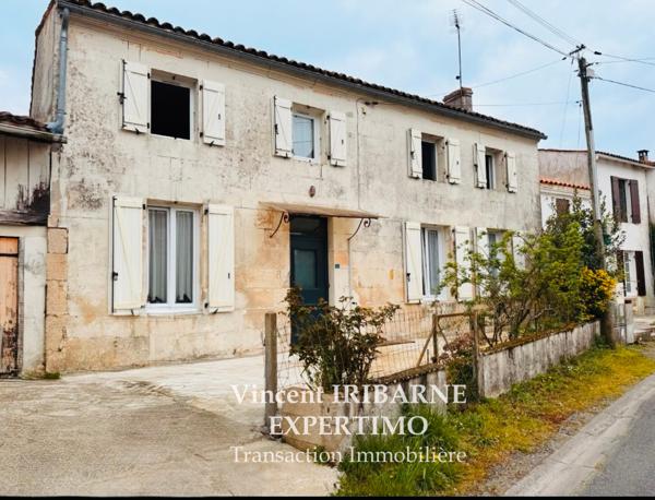 Saintes (17100) Maison Saintongeaise, 3 Chambres, Garage et Terrain