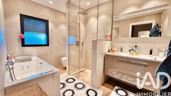 Maison à vendre 10 pièces 360 m² Auribeau-sur-Siagne