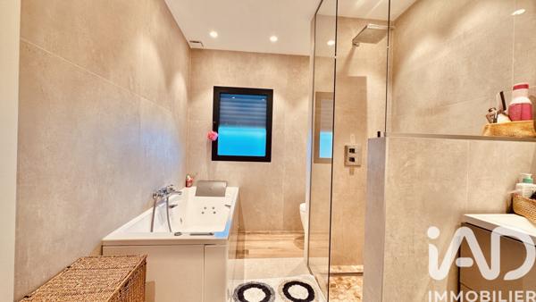 Maison à vendre 10 pièces 360 m² Auribeau-sur-Siagne