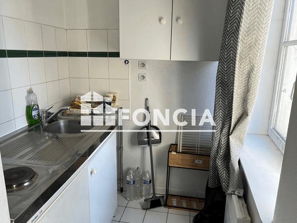 Location Studio 19.48 m² - 2 PLACE LOUISE DE BETTIGNIES Lille 59000