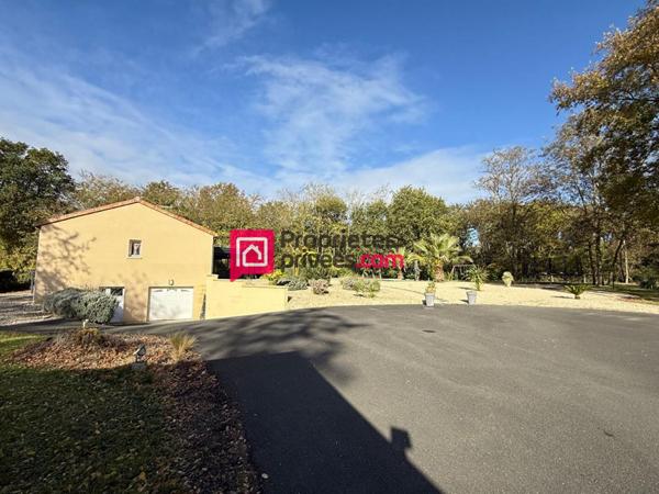 Maison Proche Fontevraud L Abbaye 5 pièce(s) 133 m2 - Terrain de 7000m2