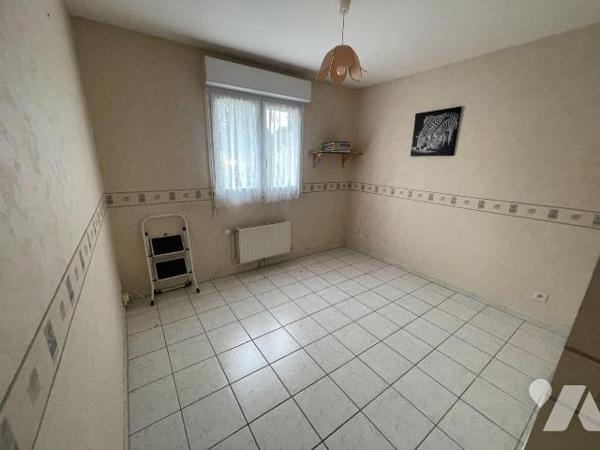 Maison en exclusivité à vendre de plain pied à BRUAY LA BUISSIERE  (62700).

A VENDRE Maison ...