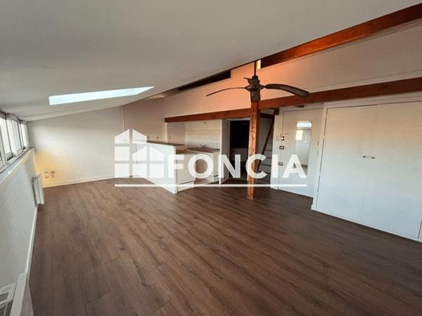 Location Studio 29.86 m² - 32 RUE SAINT NICOLAS Bordeaux 33000