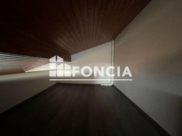 Location Studio 29.86 m² - 32 RUE SAINT NICOLAS Bordeaux 33000