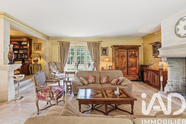 Maison à vendre 8 pièces 307 m² Santeny