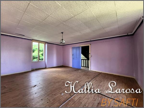 Ensemble immobilier avec garage et jardin