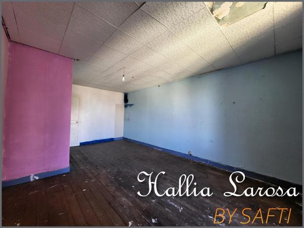 Ensemble immobilier avec garage et jardin