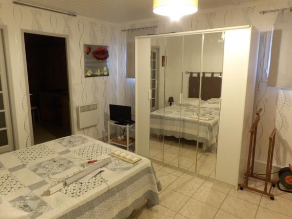 Maison à vendre 12 pièces NERIS LES BAINS (03)