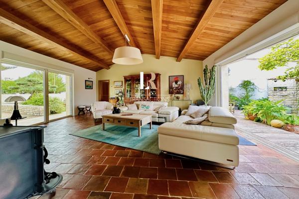 Rivedoux-Plage (17940) Rivedoux - Emplacement N°1 Vue mer / accès plage - Maison aux prestations haut de gamme