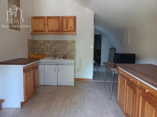 Location                                                      Maison
                        
                     2 pièces                      59 m2                     à Sévérac-d'Aveyron