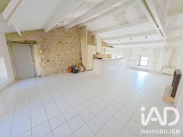 Appartement à vendre 2 pièces 79 m² La Rochefoucauld-en-Angoumois