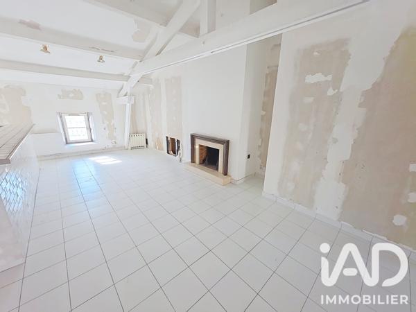 Appartement à vendre 2 pièces 79 m² La Rochefoucauld-en-Angoumois
