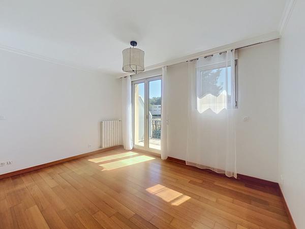 Maison Suresnes