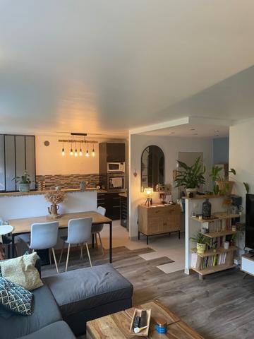 Appartement rénové de 61 m²