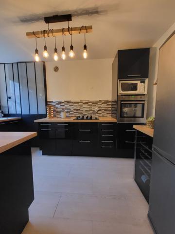 Appartement rénové de 61 m²