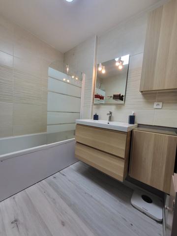 Appartement rénové de 61 m²