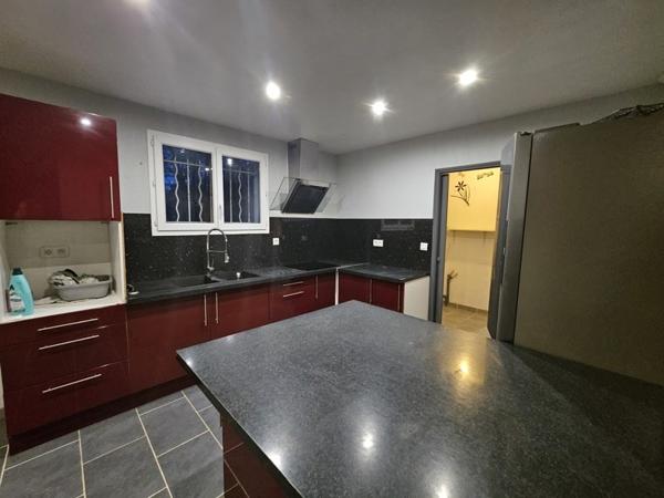 Maison à vendre |  Le Fouilloux |  4 pièces | 121 m²