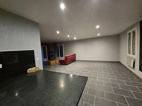 Maison à vendre |  Le Fouilloux |  4 pièces | 121 m²