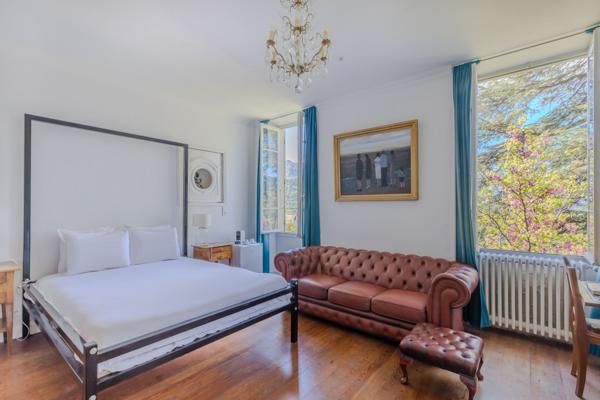 Vente Maison de maître Nyons 12 Pièces 303 m²