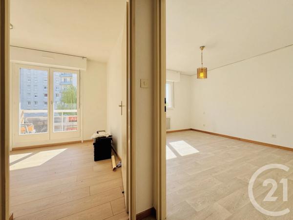 Appartement 3 à vendre  3 pièces - 79,58 m 2   STRASBOURG  - 67